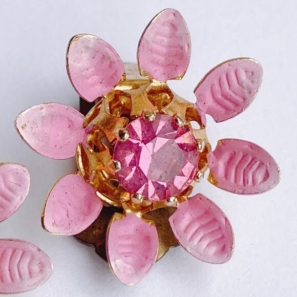 VTG Mid Century Signed Austria Pink Enamel Rhinestone Flower Clip On Earrings - Picture 4 of 13